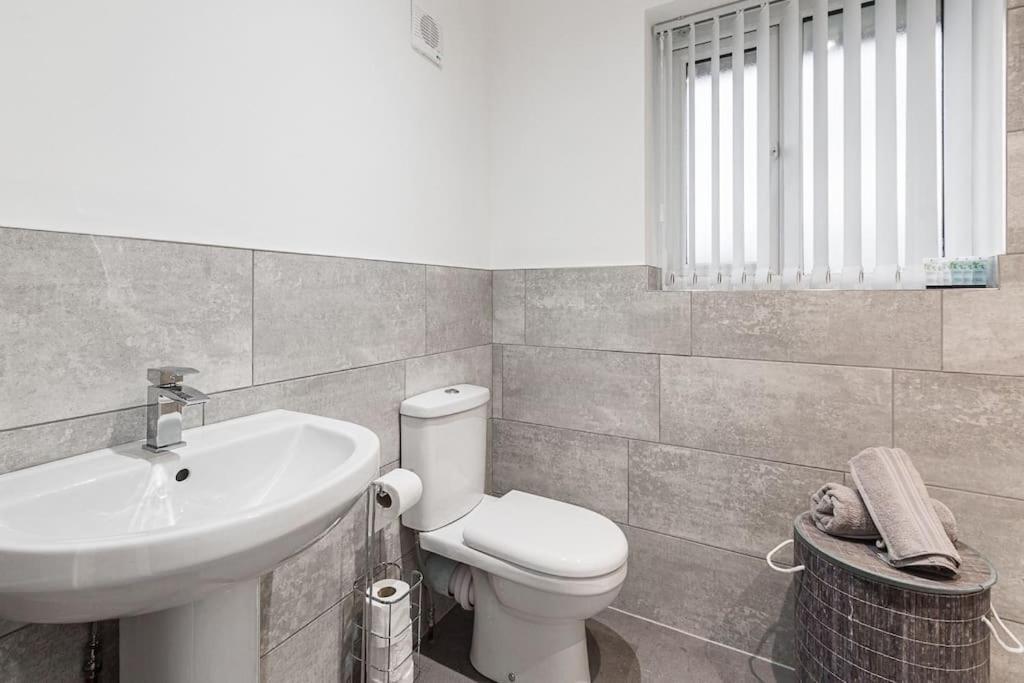 Park & Relax In 1Bd Central Liverpool Home Exterior photo