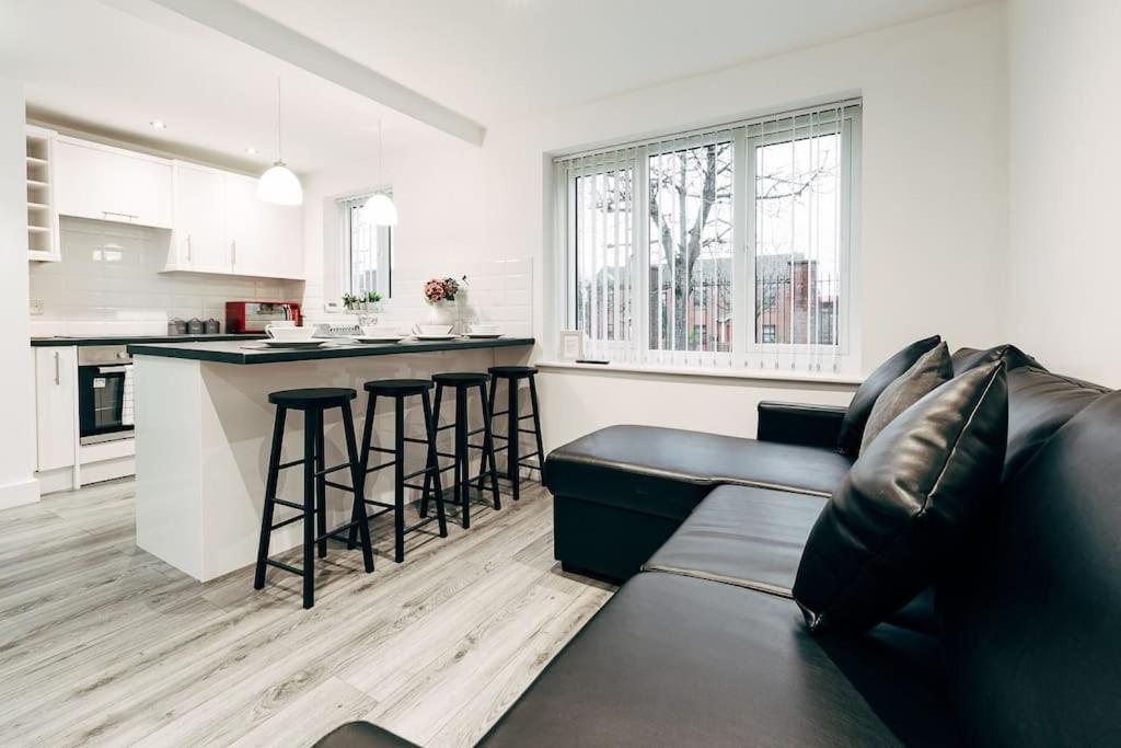 Park & Relax In 1Bd Central Liverpool Home Exterior photo