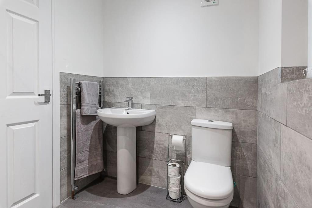 Park & Relax In 1Bd Central Liverpool Home Exterior photo
